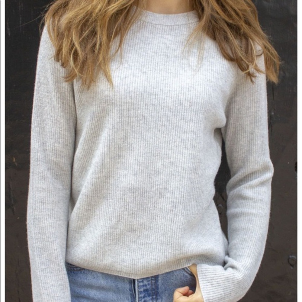 Brandy Melville Sabrina Cashmere sweater